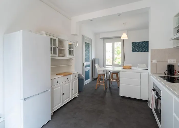 Beautiful Haussmannian In Center Appartement