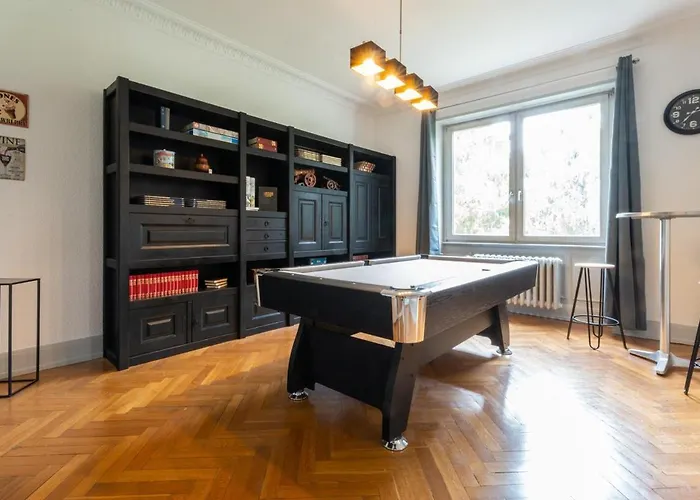 Beautiful Haussmannian In Center Appartement